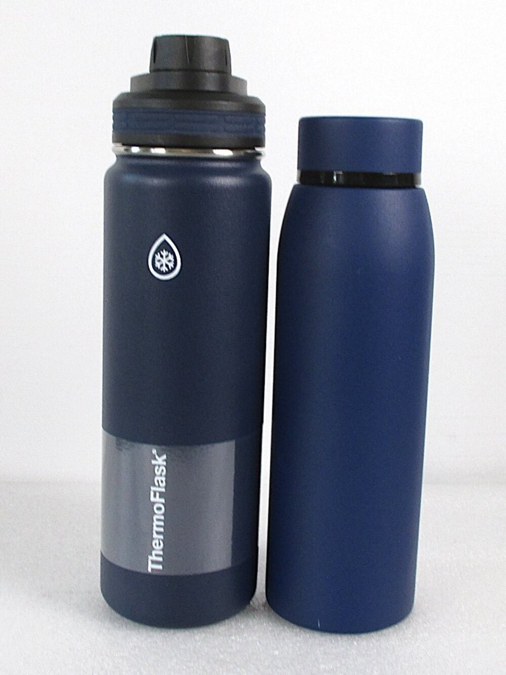 THERMOFLASK 24OZ WATER BOTTLE BUNDLE